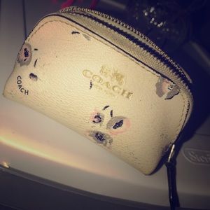 ❌SOLD❌Coach change purse